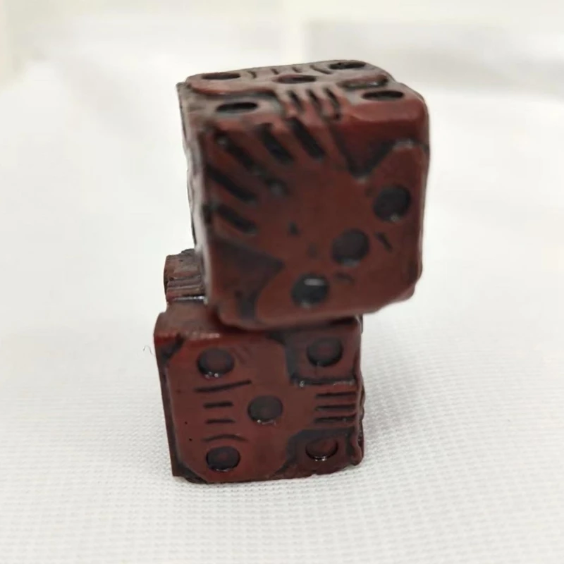 2 Pieces Scary Novelty Skull Dices Six Sided Skeleton Dices Club Pub Party Board Game Halloween Horror Accessories game dice dice set acrylic dice