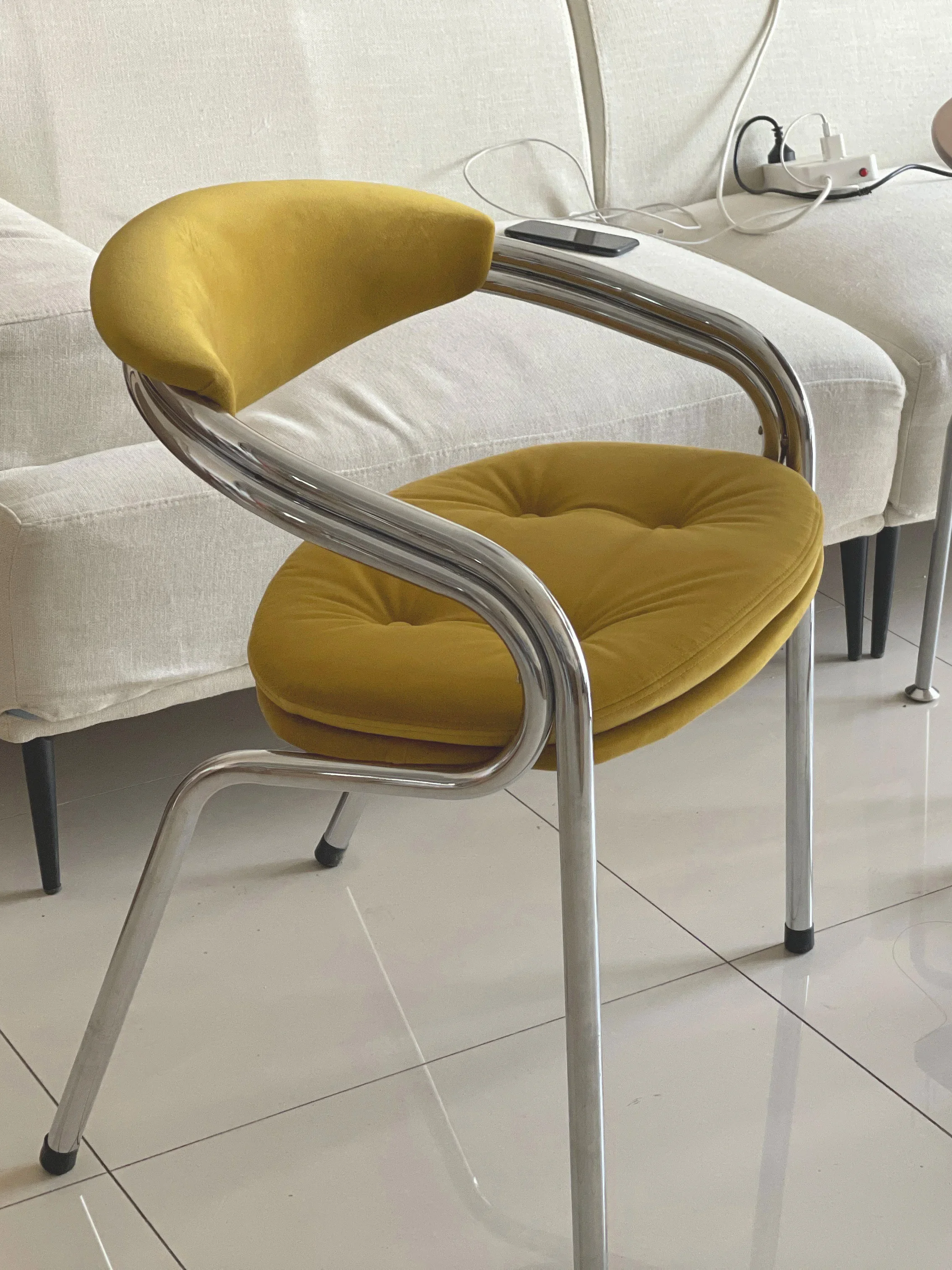 

Custom-made antique chair with minimalist backrest Modern designer stainless steel high-end fashion dining chair light luxury on