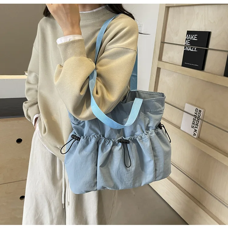 Large Capacity Tote Bag Fashion Shoulder Canvas Bag Work Commuting Bucket Bag