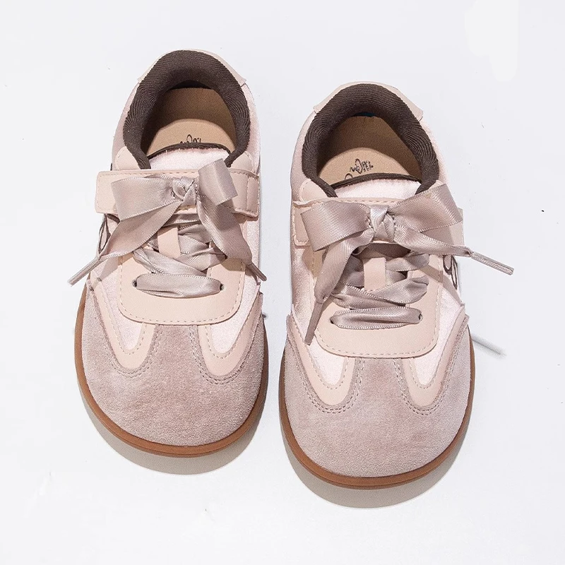 Children's Board Shoes Four Seasons Models Casual Girls Sneakers Two-Color Non-slip Round Head Cute Casual Lace-up Kid's Shoes 4