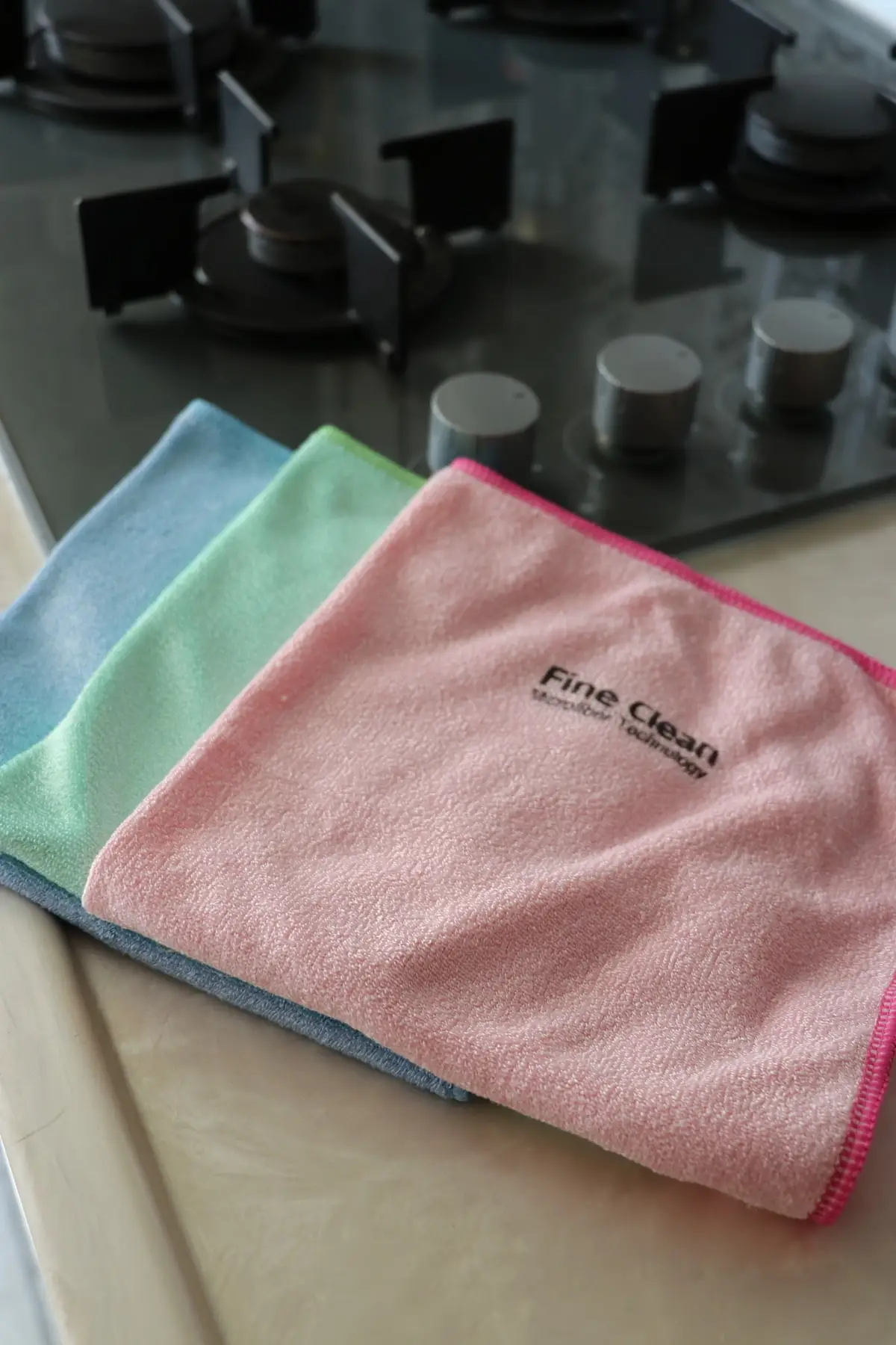 (3 Pezzi) Panno Per Cappa Da Cucina Incorporato In Microfibra Magic Oil 40*40