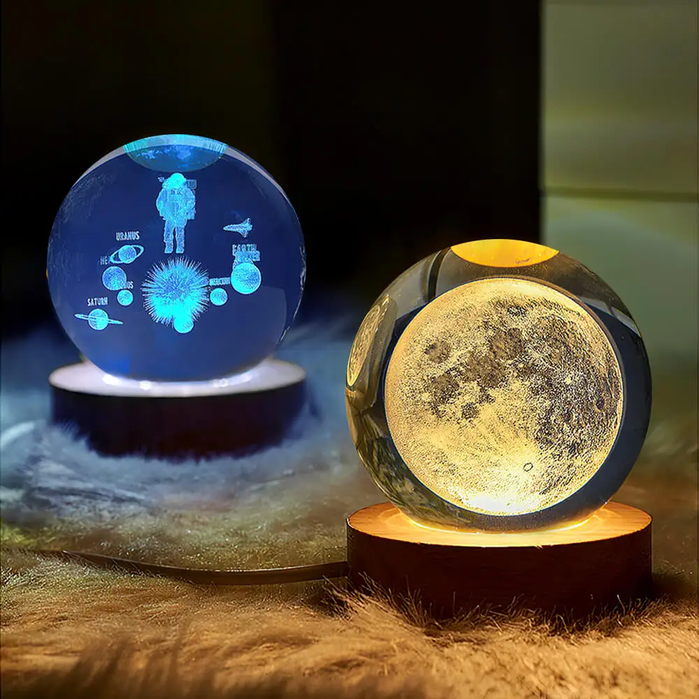 Astronaut Nebula Projector - ABS - Night Light - Gateway To The Wonders Of  Space - ApolloBox