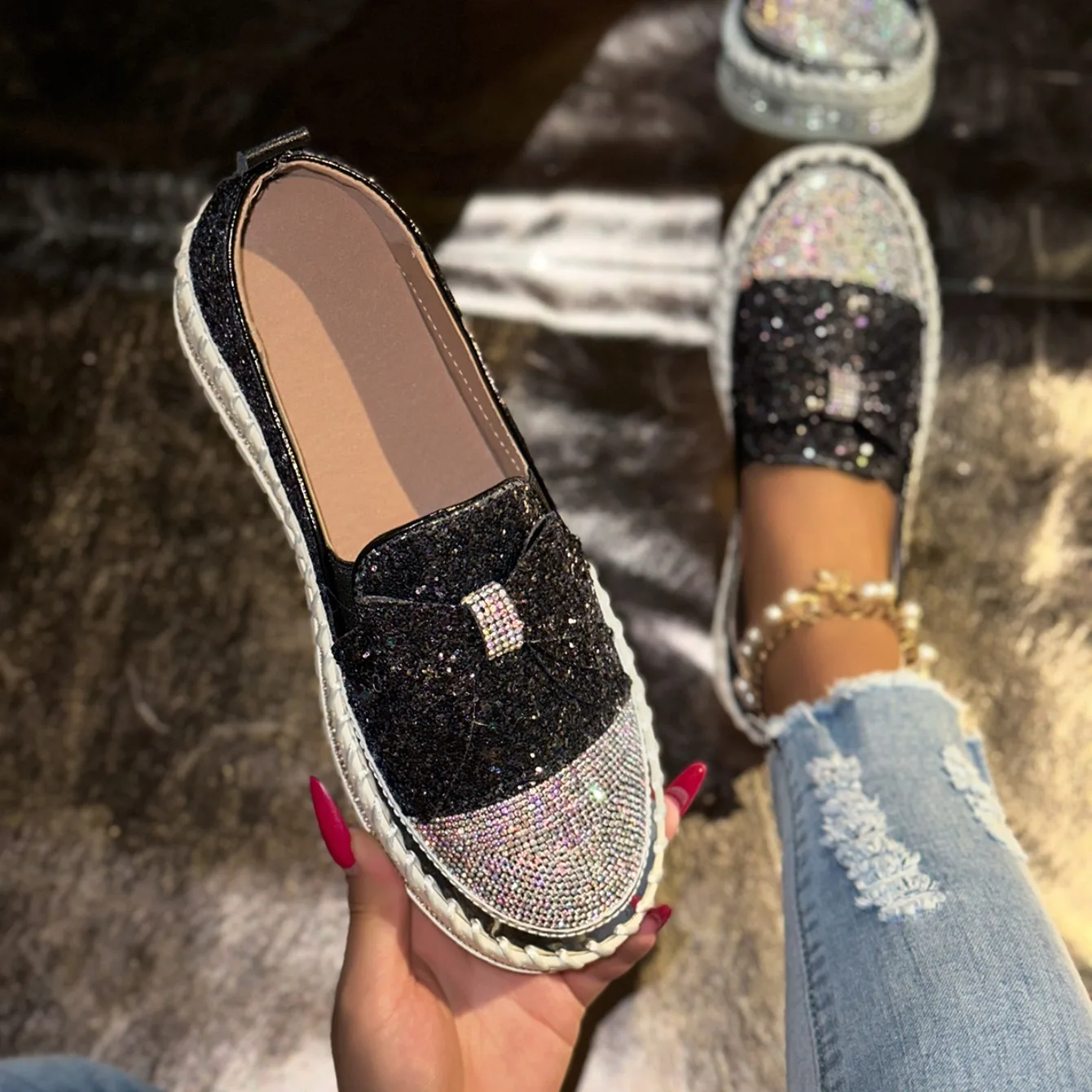 Women Sneakers Fashionable Diamonds - Uniqwear