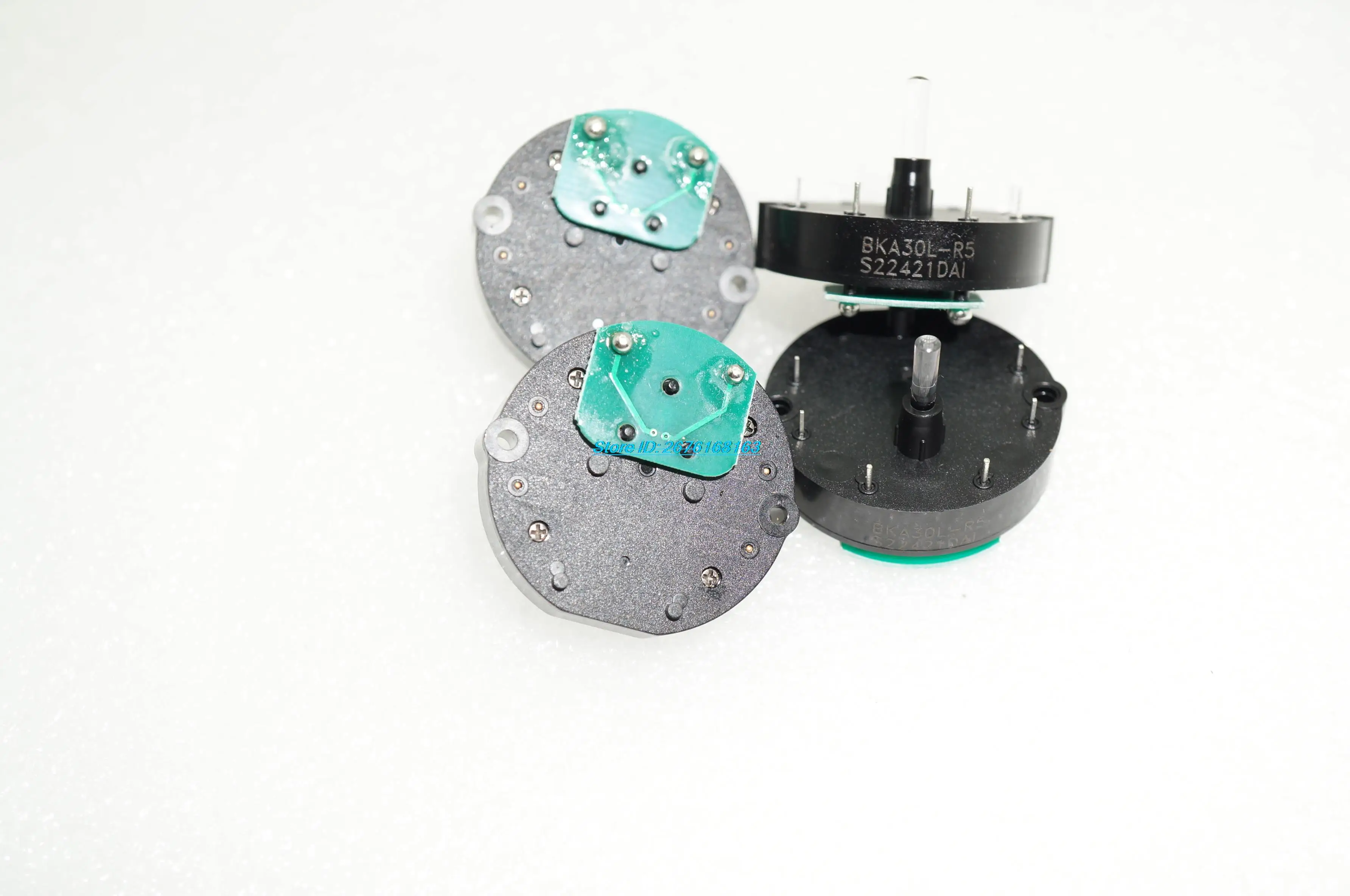 10PCS transparent axis automotive instrument stepper motor BKA30L-R5 replace VID23-05 car engine motor for Peugeot 508 BYD G3 L3
