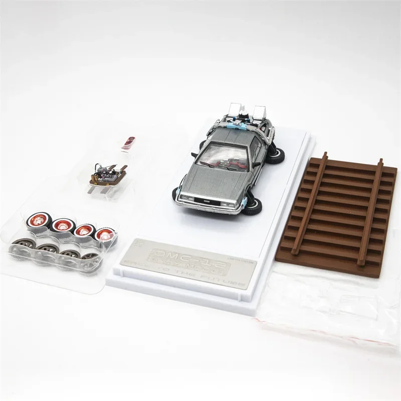 ☆DCM 1/64 バック・トゥ・ザ・フューチャー デロリアン 2台セット☆ ☆激レア☆1/64 バック・トゥ・ザ・フューチャー デロリアン 2台