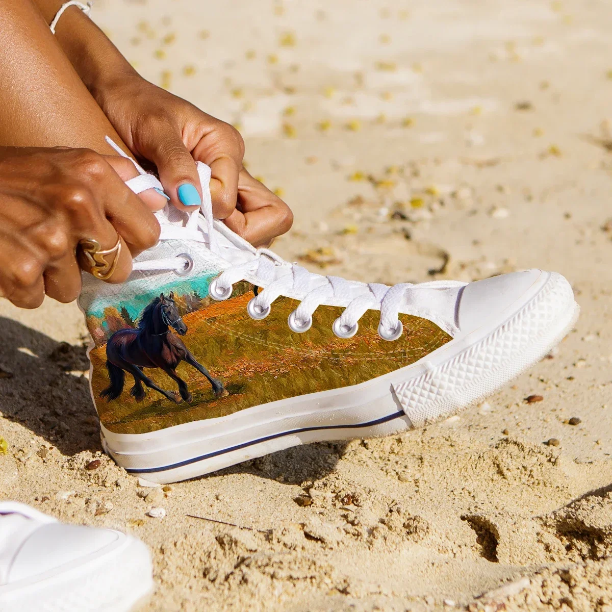 Hot Sale High Top Canvas Shoes Men Classic Cartoon Printing Pattern Horse Sneakers Fashion Ultra-Light Lace Shoes