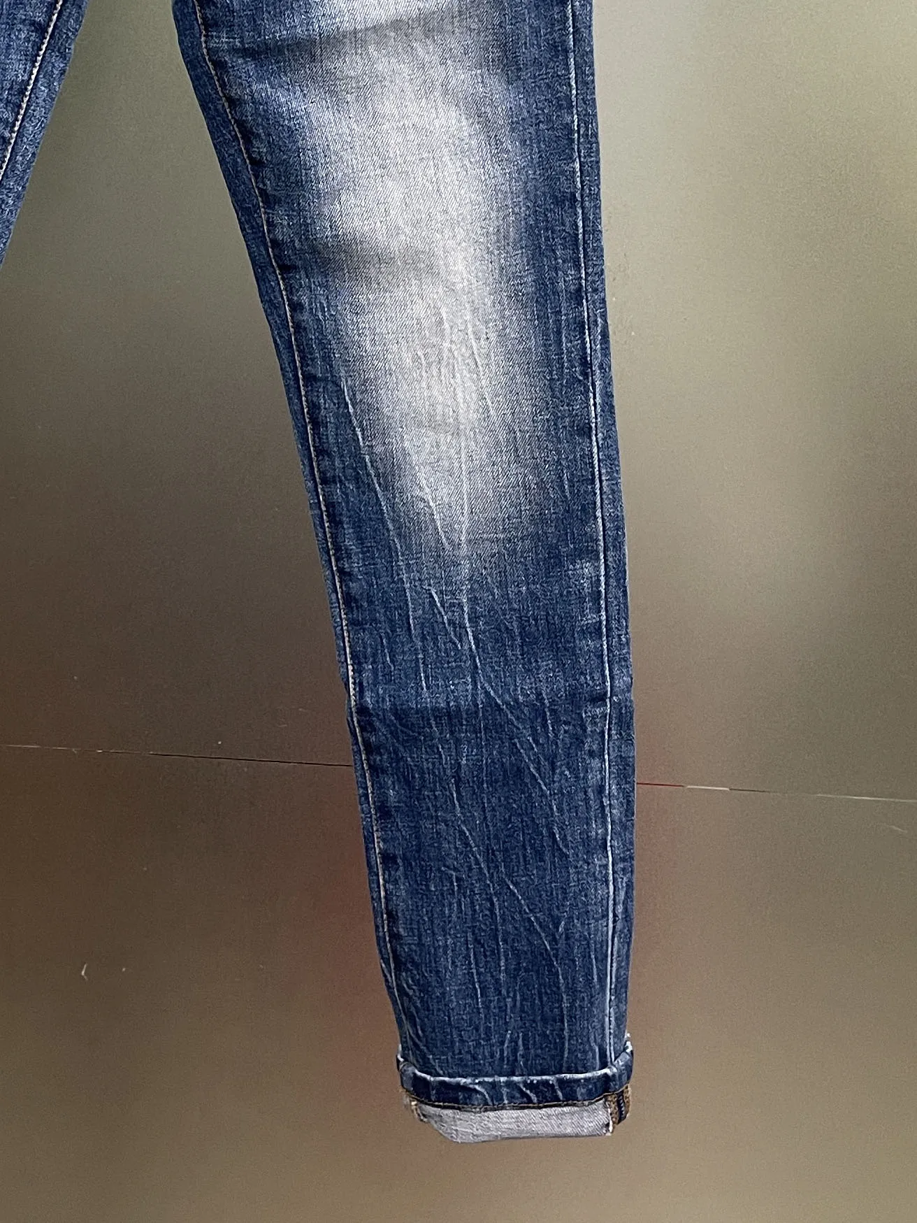 2024 Spring/Summer New D2 Jeans Trendy Men's Wash Embroidered Emblem Maple Leaf Fashion Micro Elastic Small Straight Tube Dark J