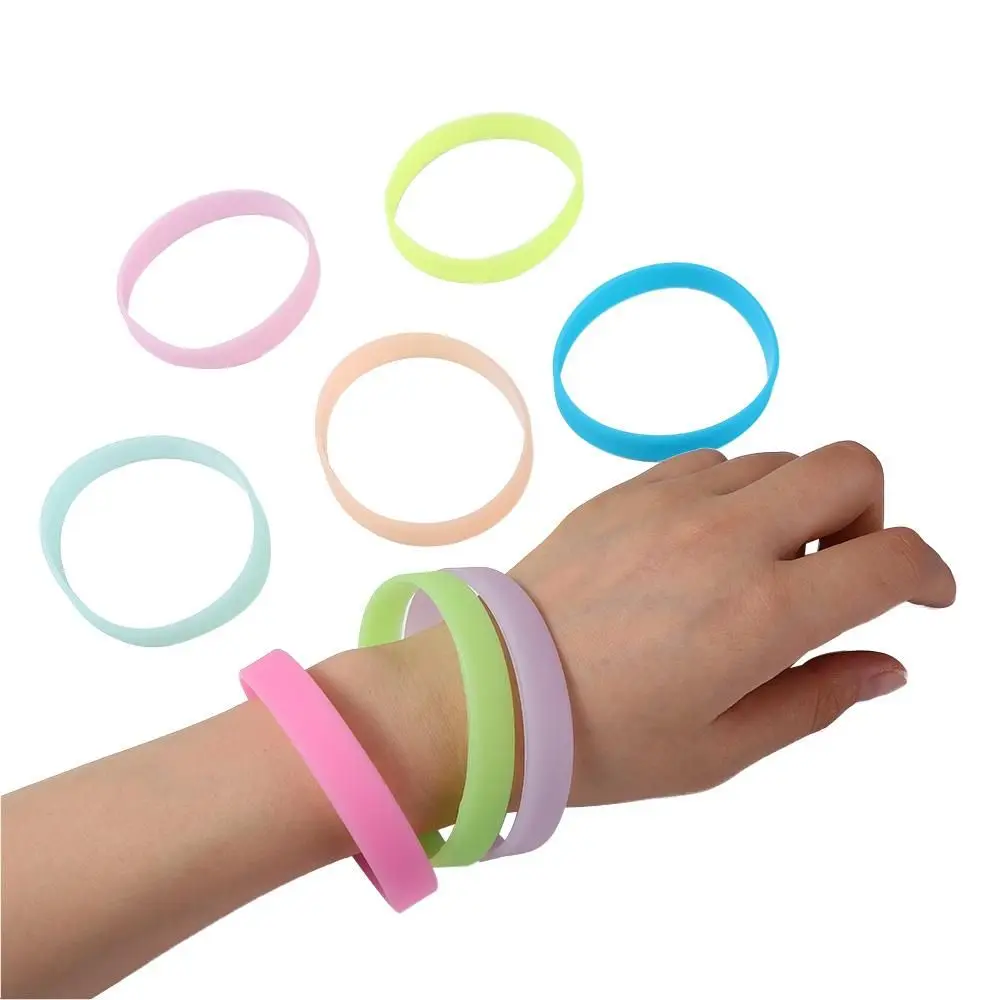 

Luminous Rubber Bracelets Glow In Dark Wristband Unisex Cuff Candy Color Silicone Neon Fluorescent Flexible Bangles Couple Gifts