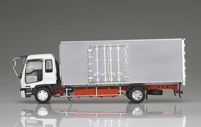 アオシマ 1/32scale ISUZU エルフ アオシマ 1/32scale ISUZU エルフ - メルカリ