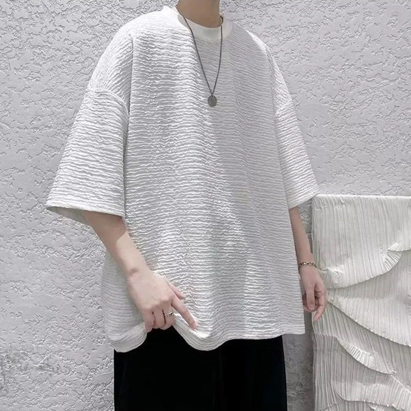 

Summer Ice Silk Short Sleeve Men O Neck T Shirts Pleated Fashion Harajuku Punk Oversized Clothing Black White Streetwear Office
