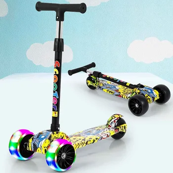 Scooter per bambini 3 ruote Scooter pieghevoli per piedi LED Shine Balance Bike regolabile in altezza Skateboard Kick Scooter per bambini giocattolo sportivo