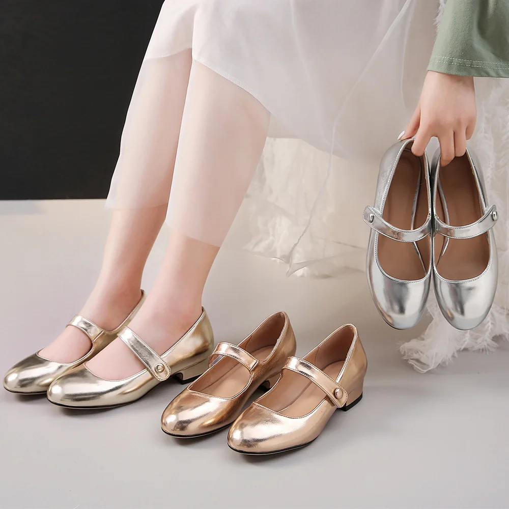 

Туфли женские свадебные на низком каблуке, туфли-кроссовки с круглым носком, Классическая удобная обувь из искусственной кожи, с ремешком и пряжкой, для невесты