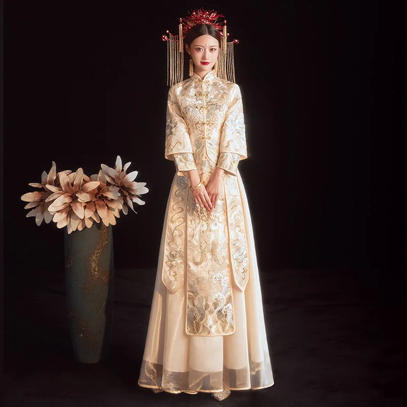

Chinese Style Women Oriental Wedding Dress Traditional Champagne Cheongsam Modern Embroidery Qipao