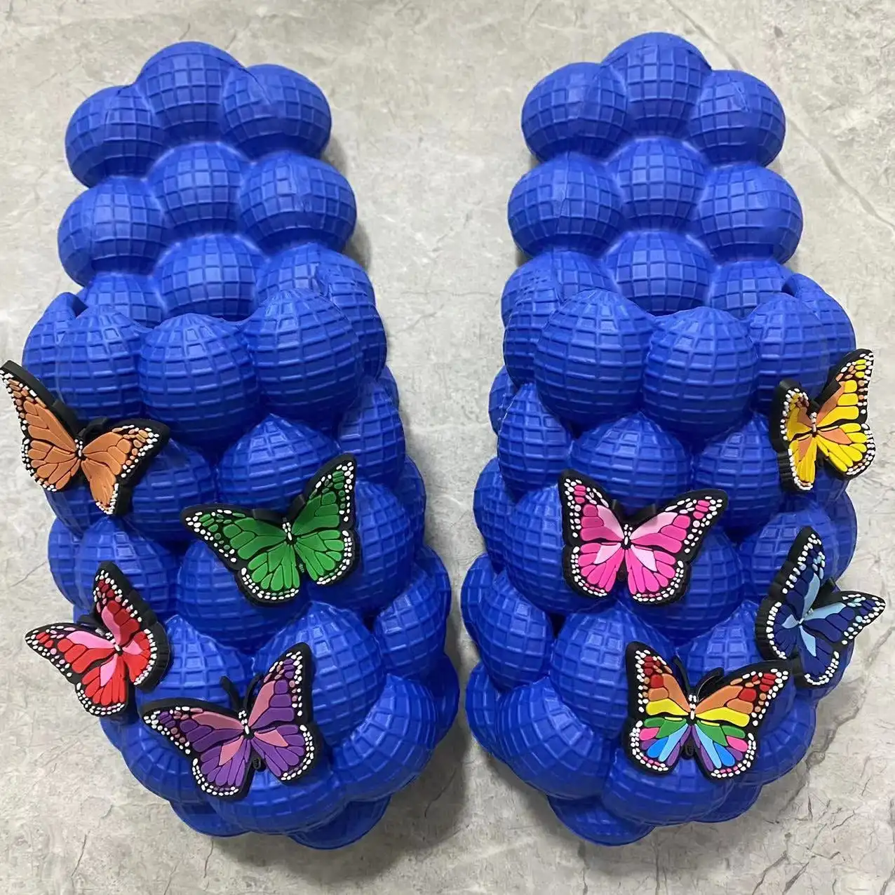 Designer Unisex Summer Slides For Women Outdoor Close Toe Slippers Bubble Massage Litchi Sandals Brand Fashion Sandals