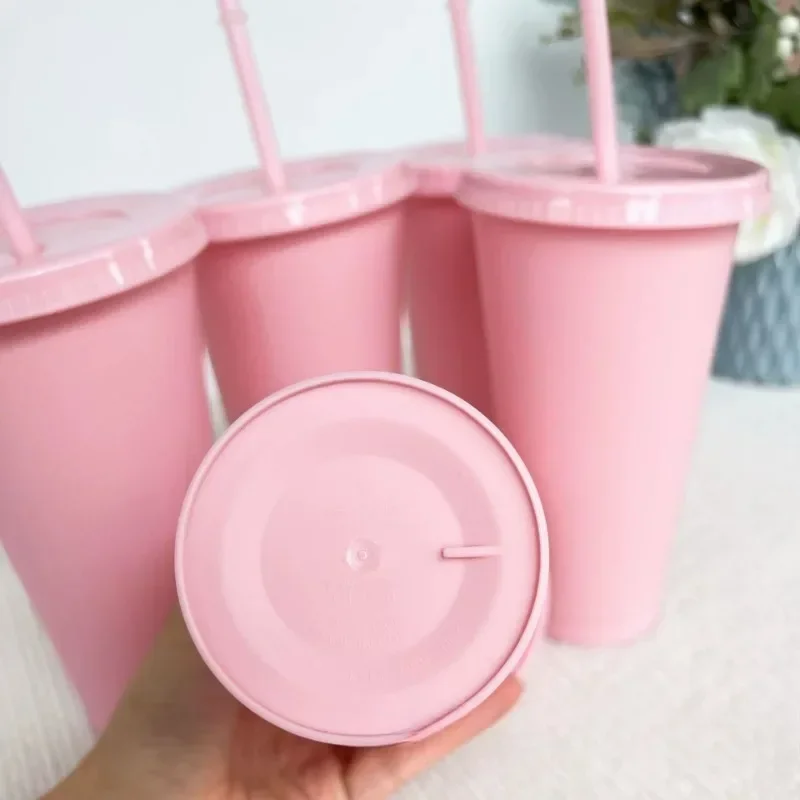 5pcs 24oz Transparent Reusable Tumblers with Black Lids and Straws Iced Coffee Water Bottle Cold Smoothie Cups for Parties Drink