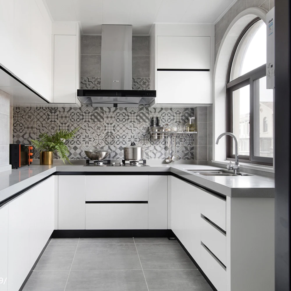 ตู้ครัวสีขาวแบบใหม่ปี 2025 ขนาดสั่งทำได้ คุณภาพสูง ดีไซน์เรียบง่าย รับออกแบบตู้ครัวทั้งหลัง 1