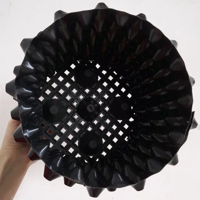 20cm pot with base