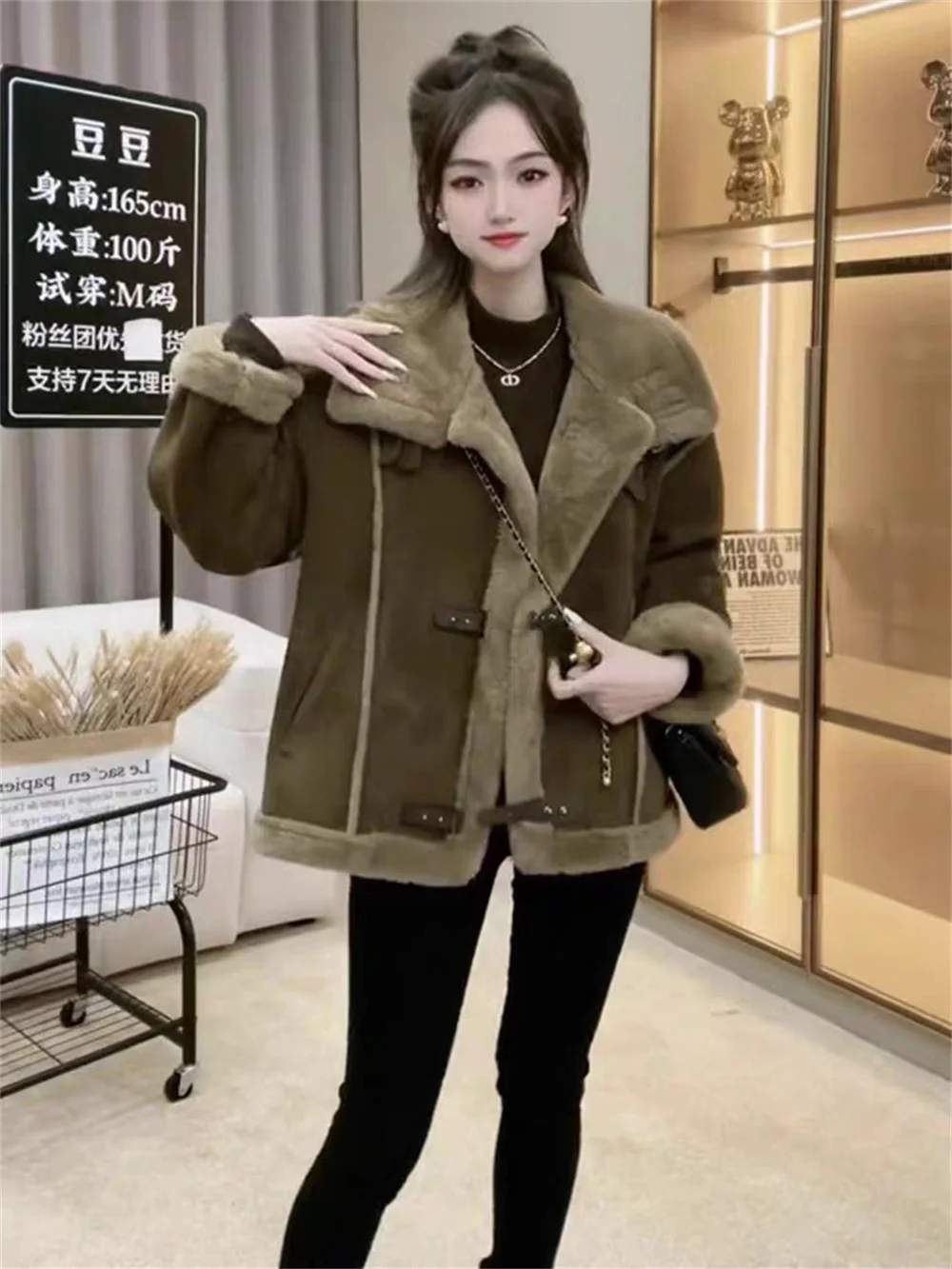 Lamb Wool Motorcycle Jacket for Women's Winter New Imitation Leather  Integrated Retro Short Suede Fur Top 2023