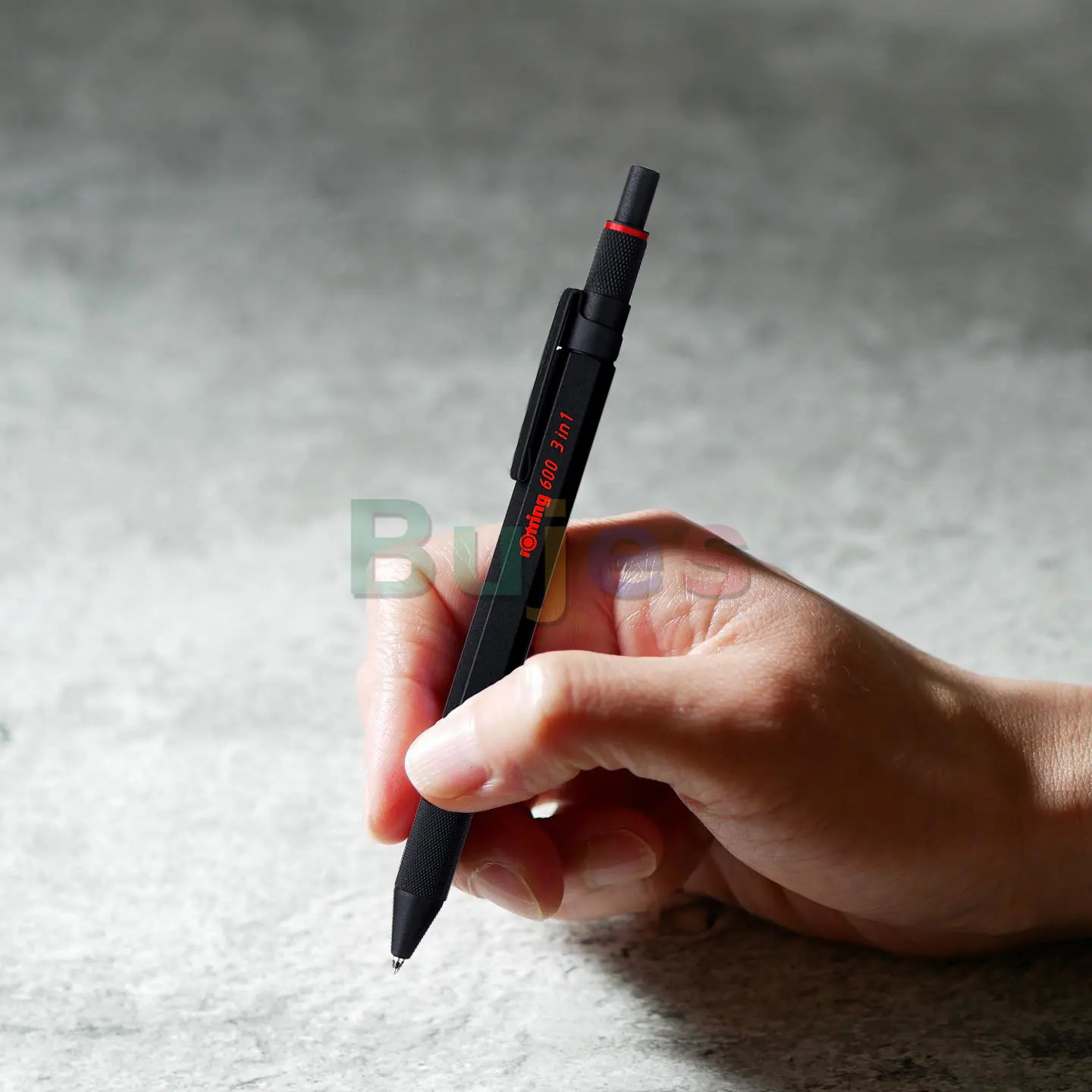 Stylo 3 En 1 ROtring 600 - Bille Noir/rouge + Porte-mine 0,5mm | Design Métal Et Grip Moleté