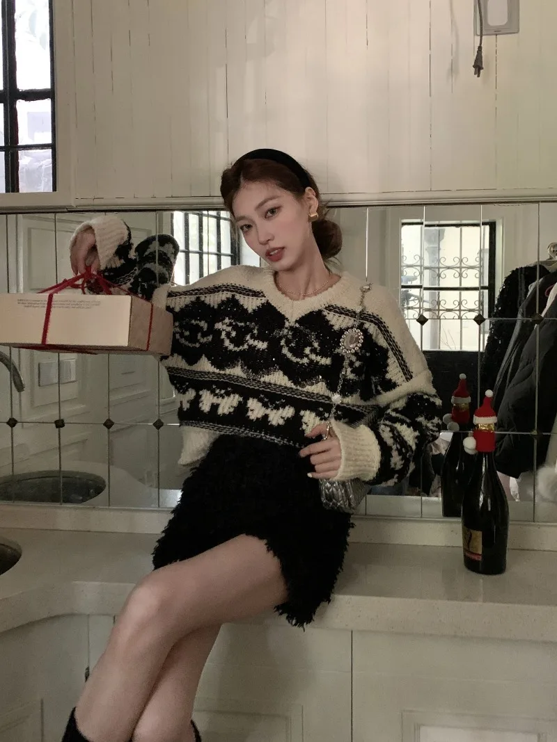 

Miiiix Korean Fashion Wool Knitwear Pullover Women's Autumn New Black and White Contrast Casual Sweater Top Female Clothing