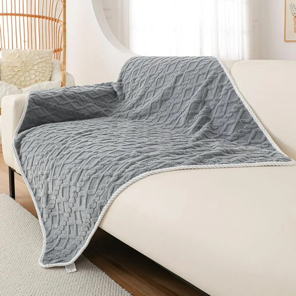 Pet Blanket Waterproof Pet Plush Blanket for Dogs Cats Thick Warm Machine Washable Bed Throw Quilt for Pets 4
