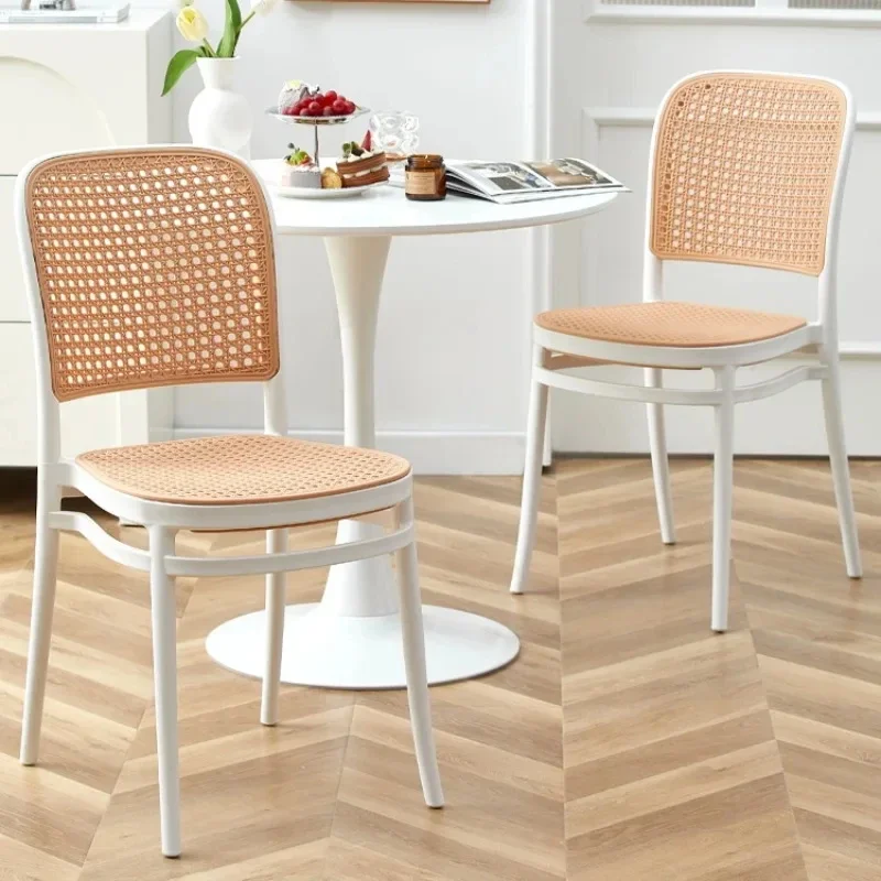 

0510 Plastic Living Room Dining Chairs Nordic Gaming Beach Fishing Dining Chairs Outdoor Design Patio Silla Playa Furniture YN50