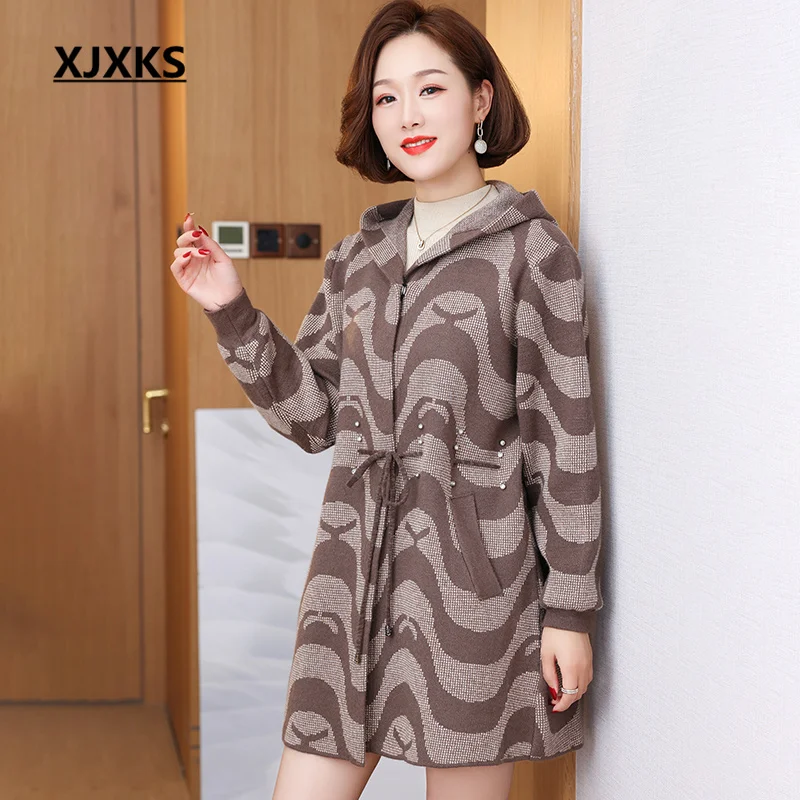 

XJXKS Fashion Hooded Women's Long Jacket Abrigos Mujer Invierno 2022 Latest Loose Plus Size Dark Button Woolen Coat