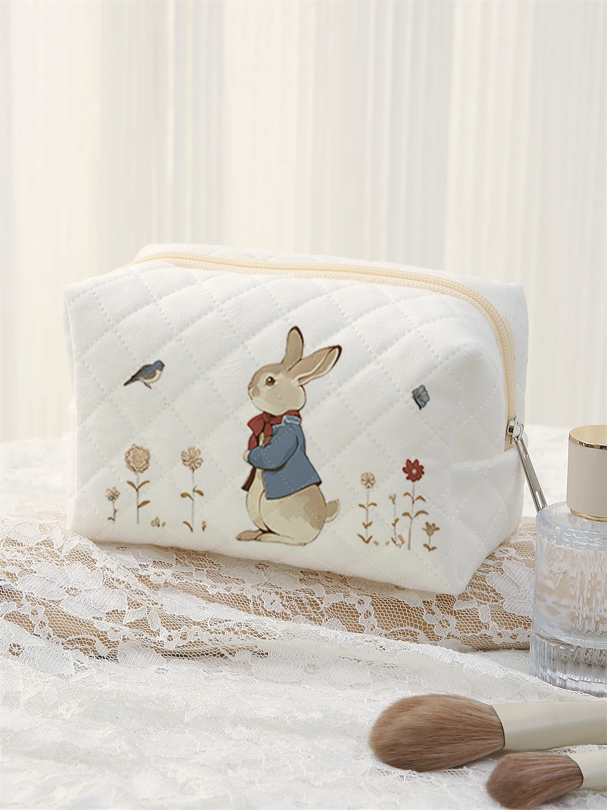 Rabbit pattern printed makeup bag, lightweight zipper storage bag, travel toiletries storage bag, toiletries travel bag
