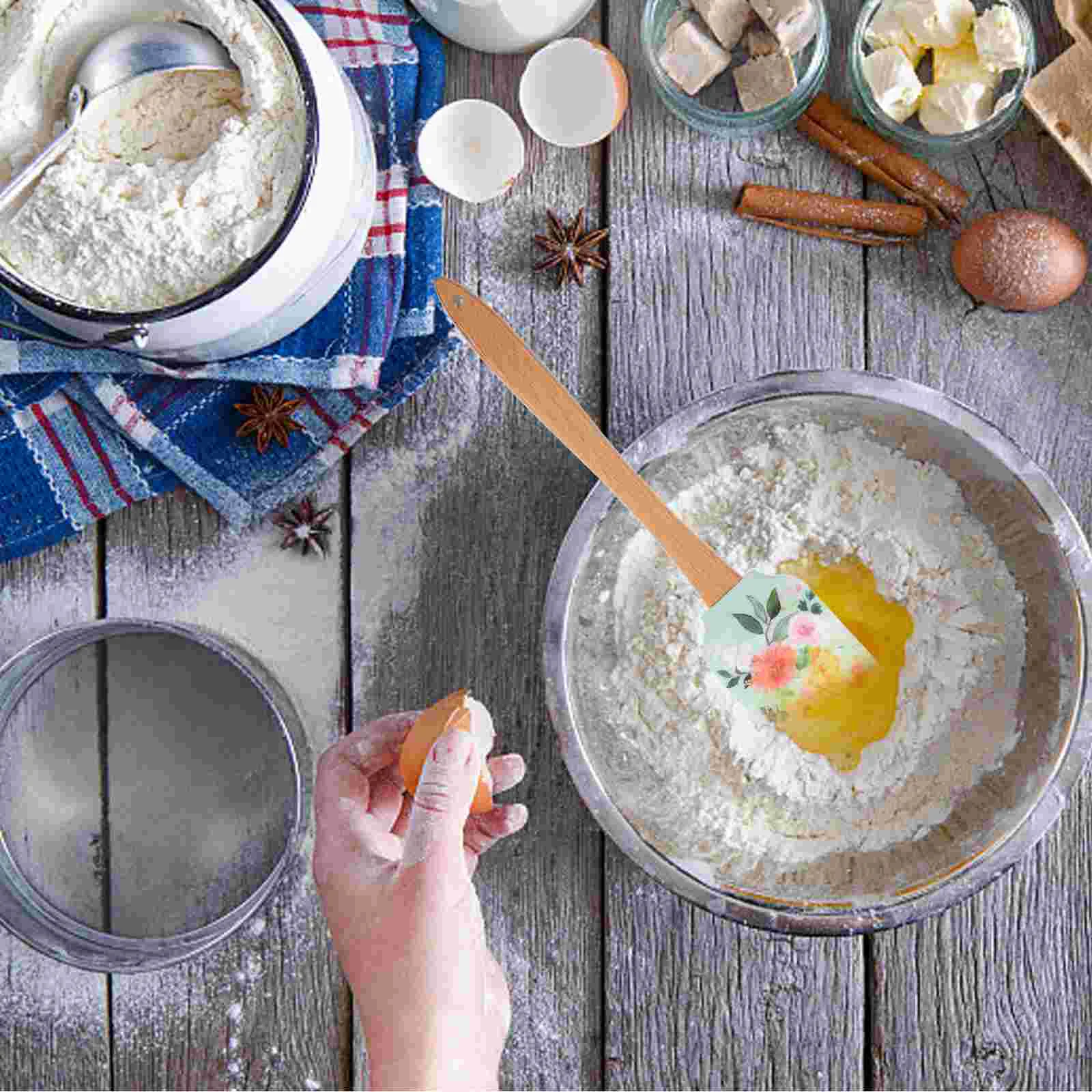 Silicone Spatula Kitchen Use Tool Butter Cake Cream Scrapers Paper Cup