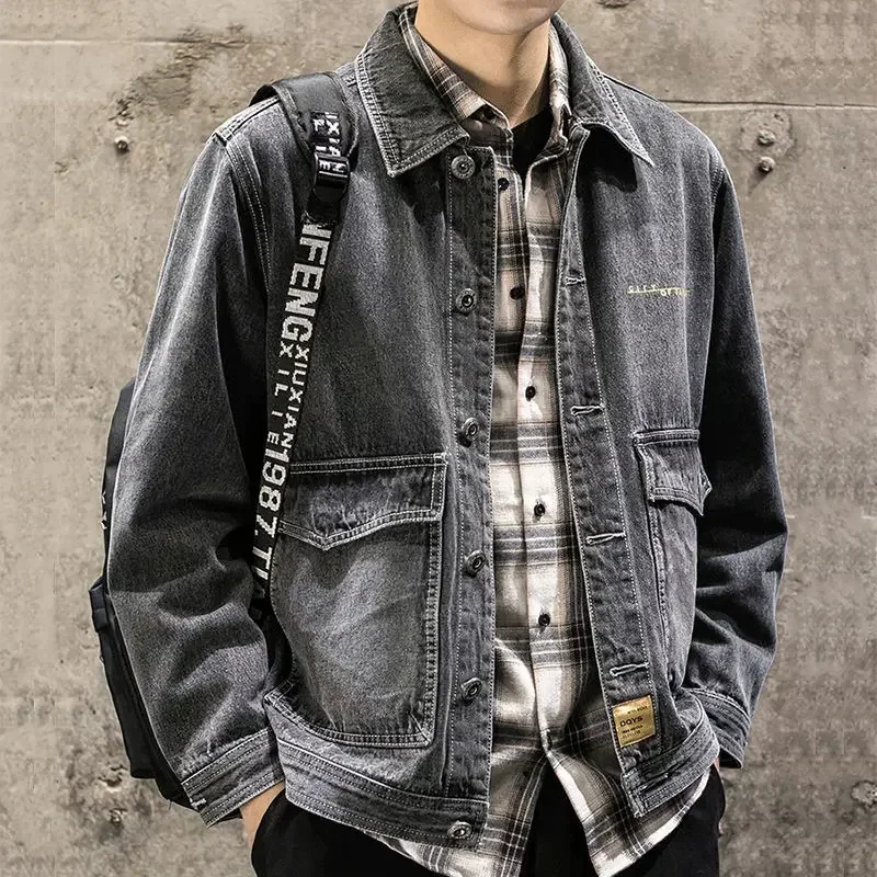 thumbnail image 1 of Chaqueta vaquera de talla grande para hombre, nueva, elástica, de una pieza, holgada, de bajo coste, estética Y2k, precio barato, elegante abrigo vaquero para hombre, 1 of 5