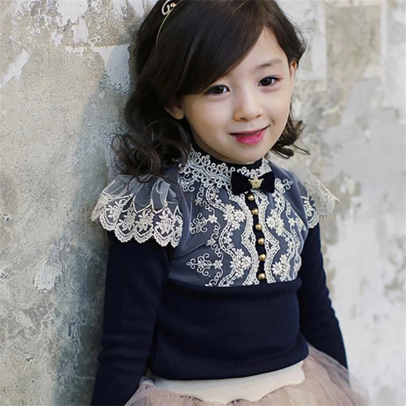 

Новая нижняя рубашка для девочек, кружевная футболка с длинными рукавами и вышивкой, детский топ