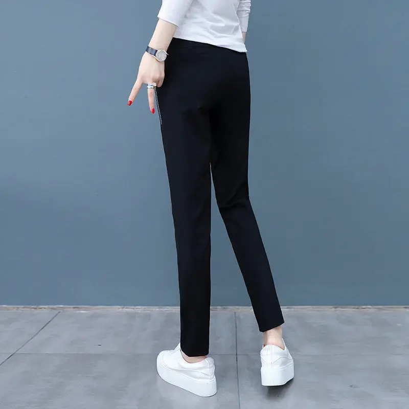캐주얼 레터 프린팅 패치 워크 포켓 스포츠 하렌 바지 여성용, 한국어 탄성 허리 실버 테두리 느슨한 검은 색 바지