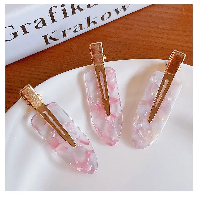 Description Picture 6 of item2/3/4pcs Seamless Hair Side Clips Makeup Hair Edge Clip Women Girls Styling Barrette Sweet Cute Bangs Headdress Hair Style Tools