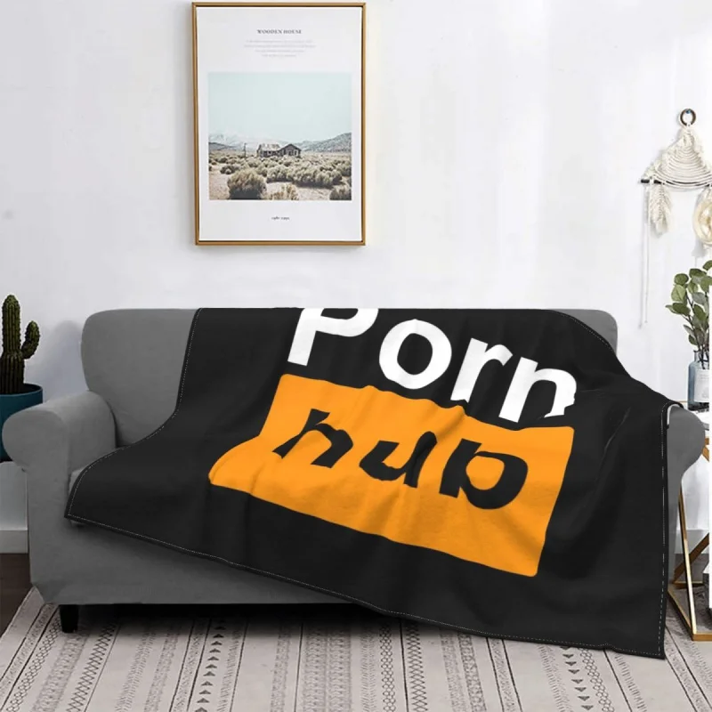 Pornhub-�ε巯�� �ø��� �ΰ� ���, �� ������ �ö��� �� ����Ʈ ���� �ڵ��� ħ�� ħ�뺸�� �������θ�Ʈ ���