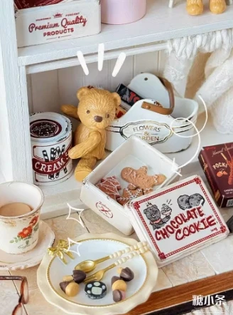 Doll House French Tableware Light Vase Model Miniature Tabletop Display Mini Bear Cracker Barrel Chocolate Box Bryce Display Bjd 3