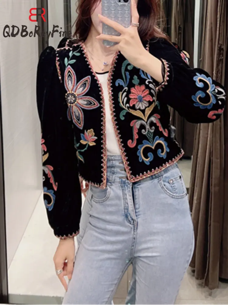 

WOMEN Jackets Embroidery V-neck Long Sleeve tops Vintage Crop Blazer Coat Outerwear Fashion Temperament Coat Women 2023