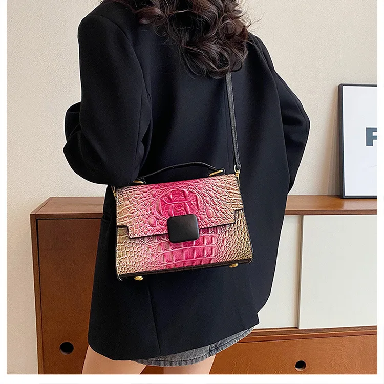 

Fashion Contrast Crocodile Pattern HandBag for Women 2024 Spring/Summer New Light Luxury Single Shoulder Bag Crossbody Bag