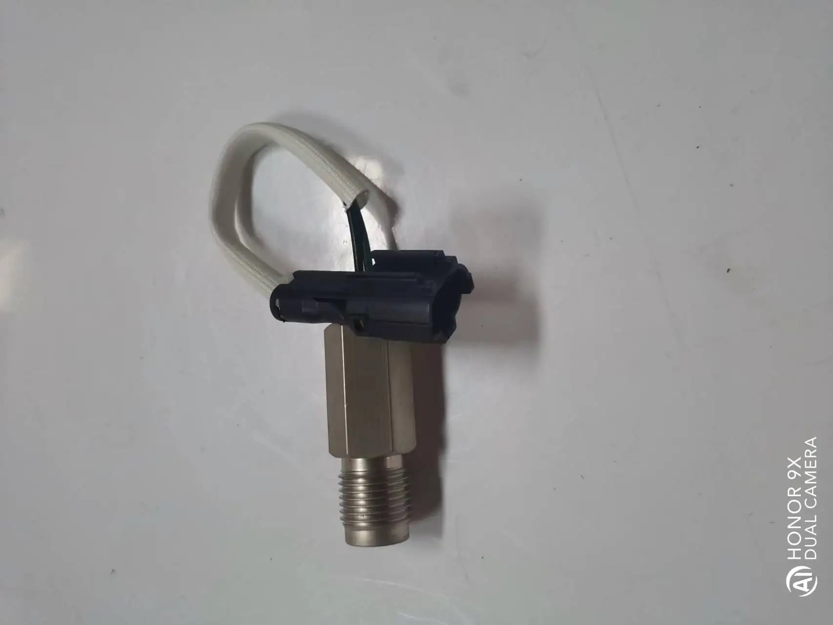 21E3-0042 21Q6-15800 RPM Speed Revolution Sensor for Hyundai R220LC-5 R200LC-7 R210LC-7 R215LC-7 R220LC-7 R225LC-7 Excavator