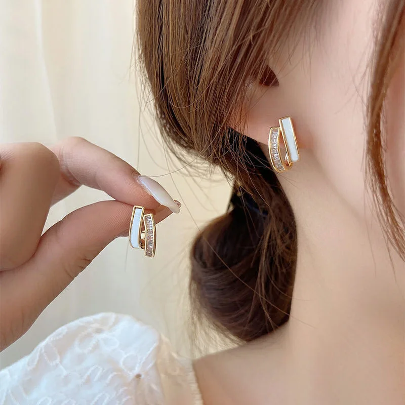 Korean Earring Claw Ear Hook Stud Earrings for Women White