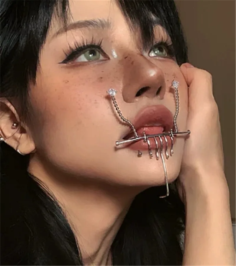 New Goth Trend Exaggerated Metal Lips Hip-Hop Men's and Women's Party Trend Fashion Face Decoration Jewelry Gifts