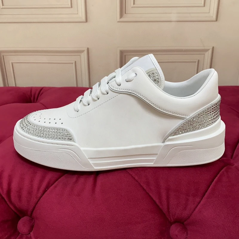 

New Spring High-end Female Leisure Shoes Crystal Decor Upper Design Breathable Sneakers Round Toe Anti-Odor Women Shoes
