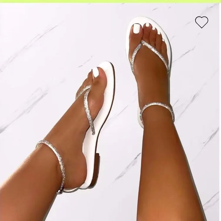 Summer New Women's Large Clamping Toe Rhinestone Colorful Flat Bottom Buckle Strap Fashion Outwear Beach Sandals/Slippers — view 4