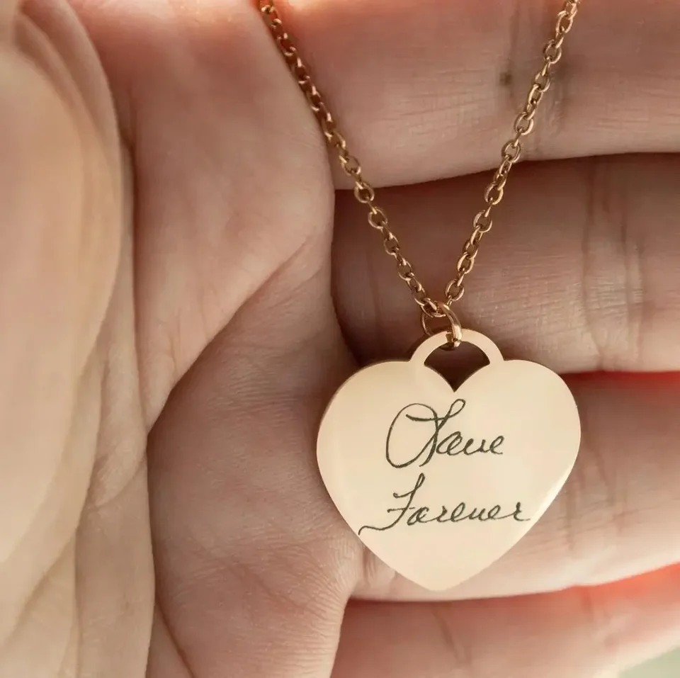 Collana Con Ciondolo A Forma Di Cuore D'amore Vuoto In