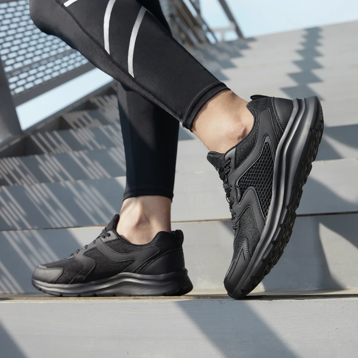 Men's Running Shoes for Sports and Casual