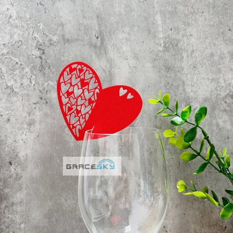 레이저 커팅 러브 하트 유리 카드, 장소 이름 카드, 웨딩 파티 테이블 초대장 카드, 생일 이벤트 장식, 50 개/로트