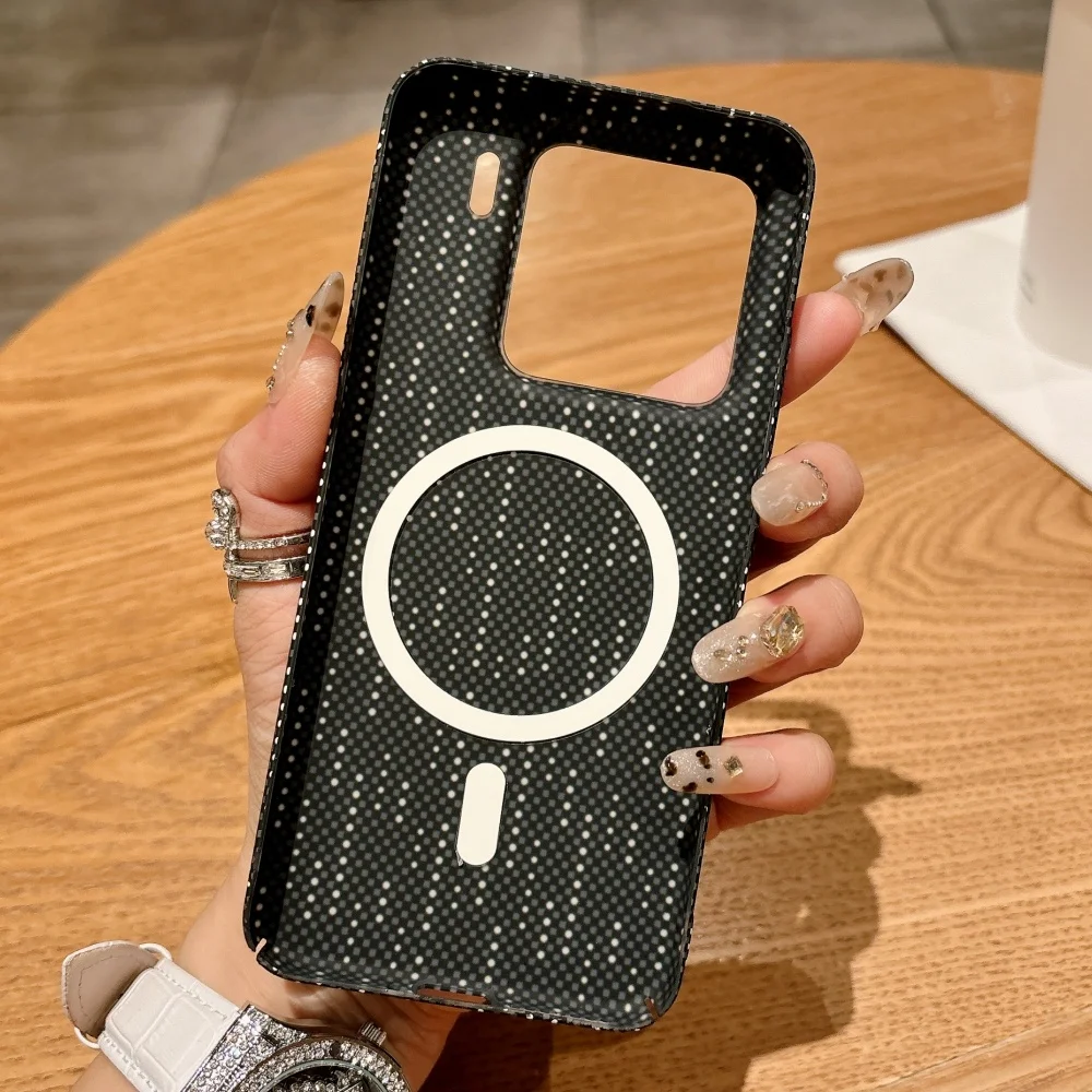 Luxury Ultra Thin Magnetic Carbon Fiber Texture Case - Shockproof Hard Matte Cover, Wireless Charging Compatible