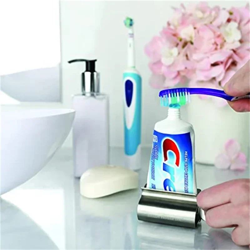 Bathroom Accessories Toothpaste Squeezer Tube Roller Stainless Steel Wringer Roller Rotate Dispenser for Ointments Cosmetics