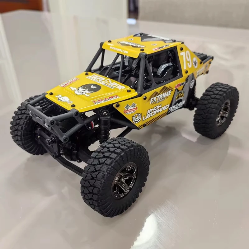 UDIRC SNOW LEOPARD 1/24 4WDラジコンカー UDIRC 1/24 Snow Leopard UCX2405 4CH 2.4G RC Simulation Off