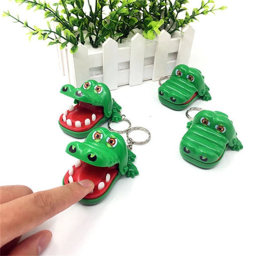 New creative portable small crocodile mouth dentist biting finger game