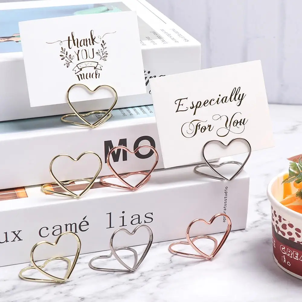 

1pcs Cool Wedding Party Desktop Decoration Place Card Holder Romantic Heart Ring Shape Photo Clip Table Number Stand Metallic